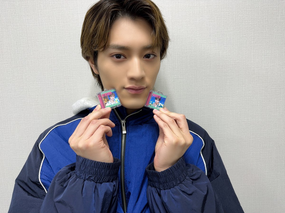 ONE N'ONLY ワンエン 全員お渡し会キーホルダー 商品詳細ページ | ONLINE SHOP スタダ便 | [ONE N' ONLY]【FC会員限定