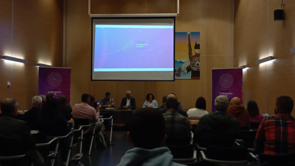 ➡️13 de noviembre se celebró en #Candás el taller piloto para la implantación de la #Agenda2030 promovida por <a href="/OrdenacionAst/">Consejería Ordenación Urbanismo Vivienda Derechos</a> 
➡️participación de representantes políticos y socioeconómicos de concejos de #carreño, #corveradeasturias, #gozón y #llanera integrados en <a href="/AdicapAsturias/">ADICAP-Asociación Centro de Asturias Periurbano</a>