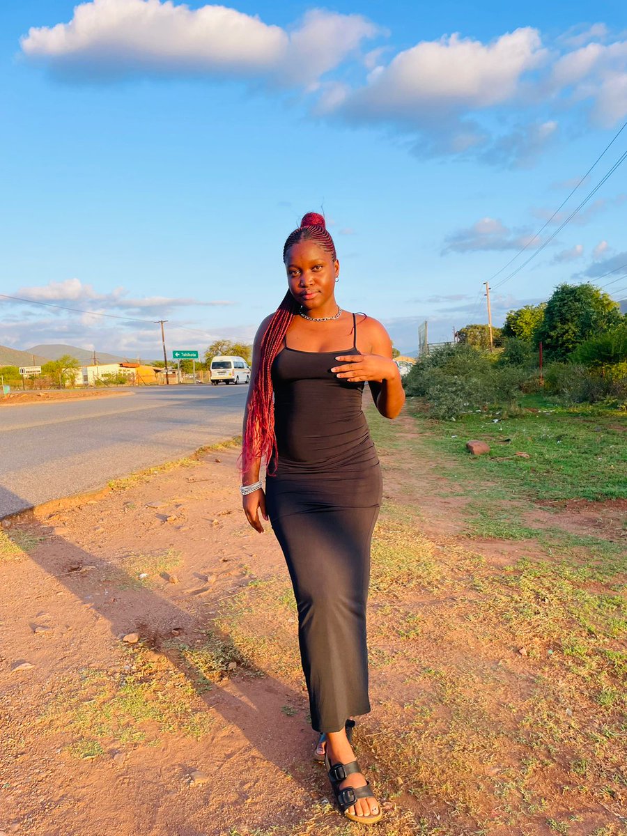 Fhumulani M tweet media