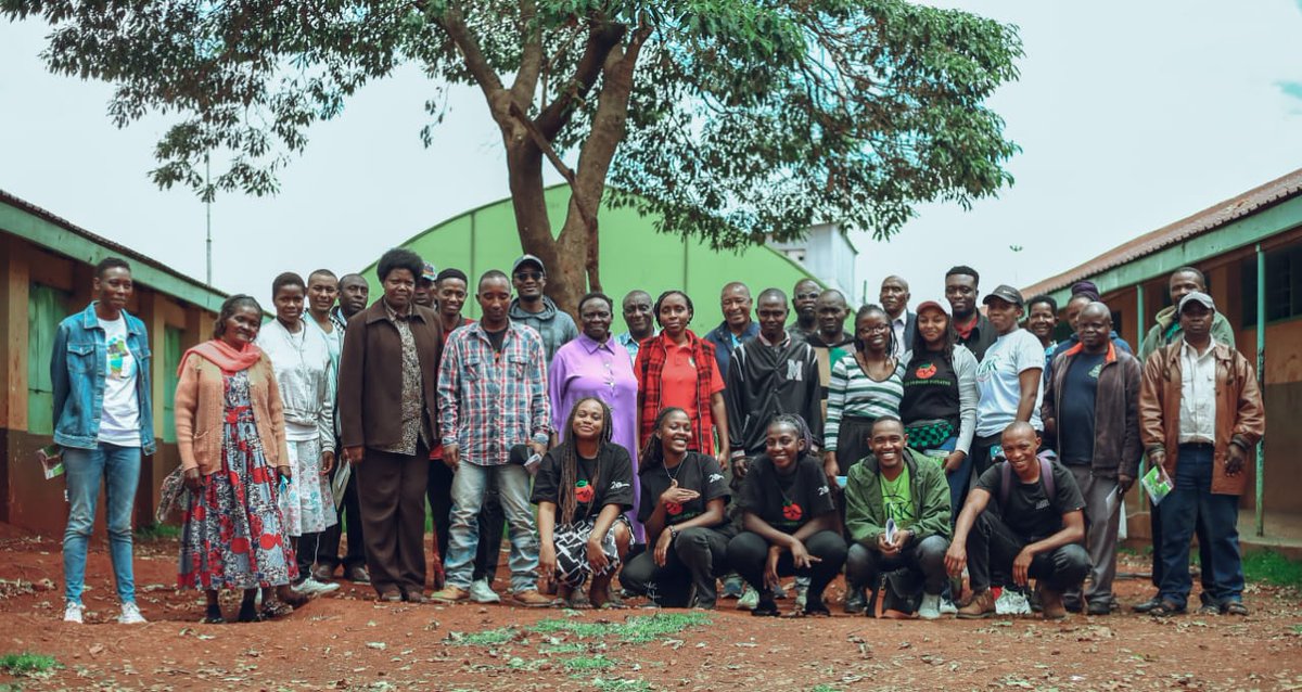 SautiZetu254's tweet image. Pamoja Tunaweza!

We are delighted to have joined stakeholders in Korogocho for #PEISProject inception meeting aimed at taking stock on stakeholders perception on the intersections of climate change, food systems and healthcare.
 @aphrc @wellcometrust 
 #Koch4ZeroHunger