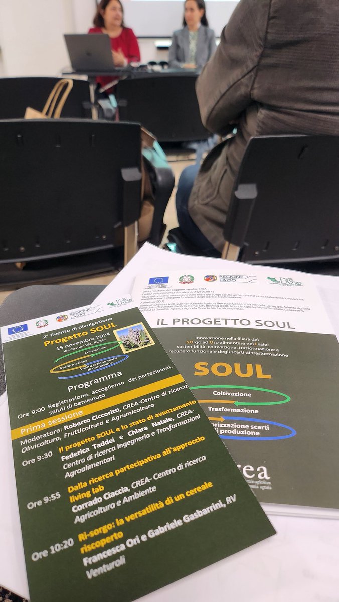 EGalaxy5's tweet photo. Oggi 2° evento di divulgazione Progetto #Soul coordinato dalla dott.ssa @federica_taddei, partecipano ricercatori del @CREARicerca, aziende agricole e ditte di trasformazione coinvolte nel progetto 'Innovazione nella filiera del #SOrgo ad Uso alimentare nel #Lazio' https://t.co/8ELhKFVUgz