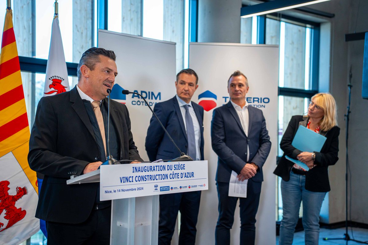 VINCIConstrucFR's tweet photo. A #Nice, nos équipes azuréennes ont inauguré Le Mercantour en présence d'@AnneRamos06✂️L'édifice accueille le nouveau siège de nos activités #Bâtiment & #GénieCivil en #CotedAzur avec les 300 collaborateurs d'#Adim Côte d'Azur, #Dumez Côte d'Azur et #Triverio Construction réunis https://t.co/yaRIyiQeq0