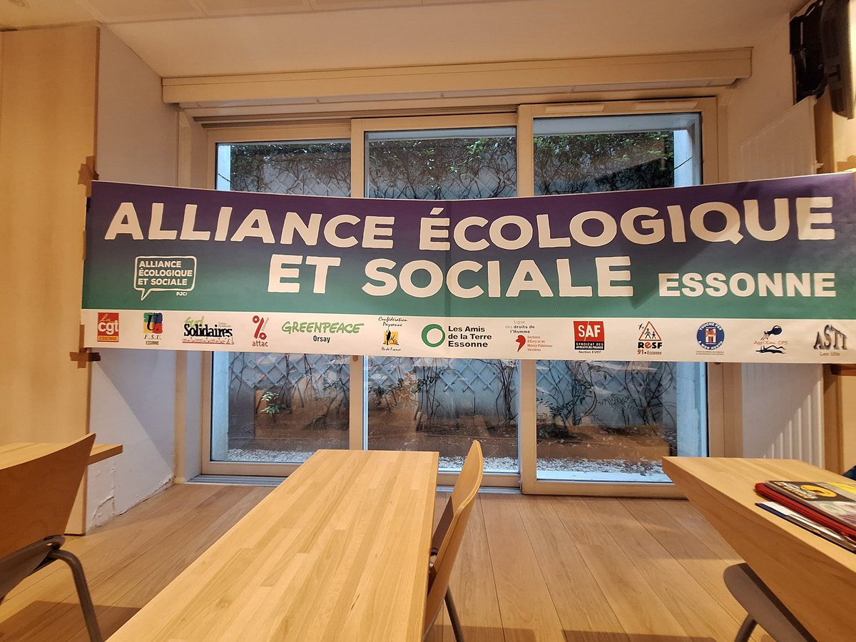 C'est parti pour la journée interne des premières rencontres de l'alliance écologique et sociale <a href="/Ecolo_Sociale/">Alliance écologique et sociale</a> 

Demain on se retrouve toute la journée pour la journée publique à la bourse du travail de Paris !

Le programme : alliance-ecologique-sociale.org/les-rencontres…