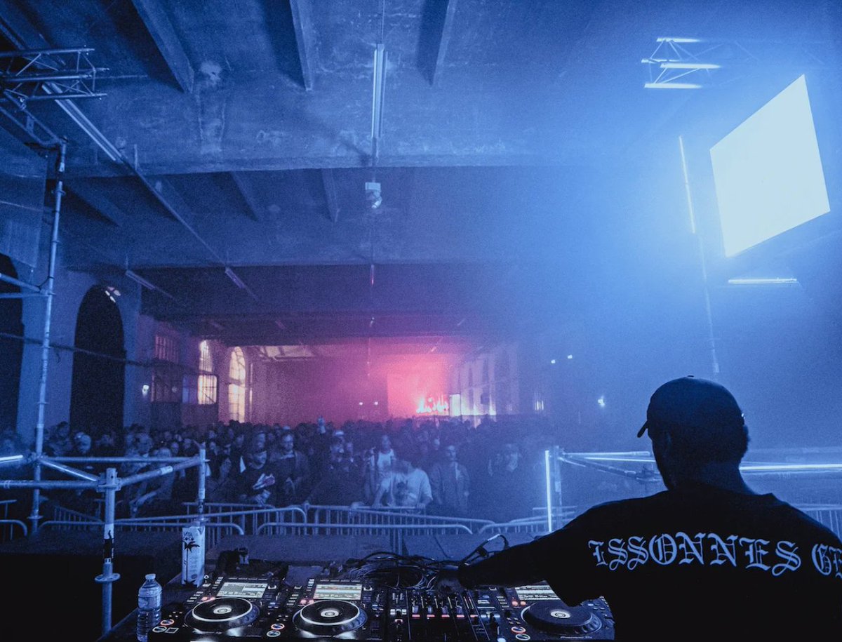 tsugimag's tweet image. 'Positive Education 2024, le bureau des légendes'
👉 tsugi.fr/positive-educa…

@PositiveEducati , rapidement devenu l'un des meilleurs festivals électroniques de France, c'est tout le week-end à Saint Etienne !