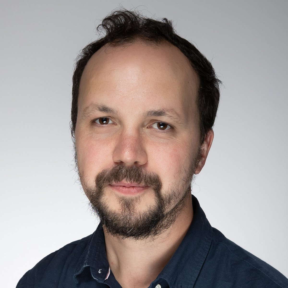 📢After 40 years in education our CEO, Elisabeth Wigley, retires next month. MMF Opps Director, David Rees, will take the helm from Jan 2025.

We thank Lis for years of service to music making in the borough and wish her a happy retirement! 🎉

More info: mmf.org.uk/passing-the-ba…