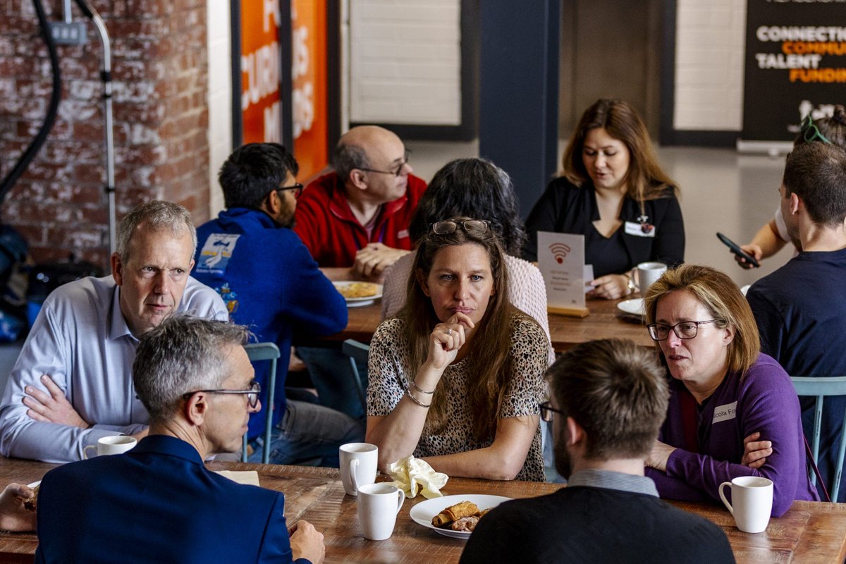 📈 Neighbourly backed by private equity firm
🤖 Beam Unveils Self-Driving Subsea Robot
👩‍💻 Government to fund thousands of tech degrees
💼 Graphcore begins hiring drive with 75 new jobs

🗞️ Full round-up of South West tech news highlights ➡️ hubs.li/Q02YksXB0

#TechNews