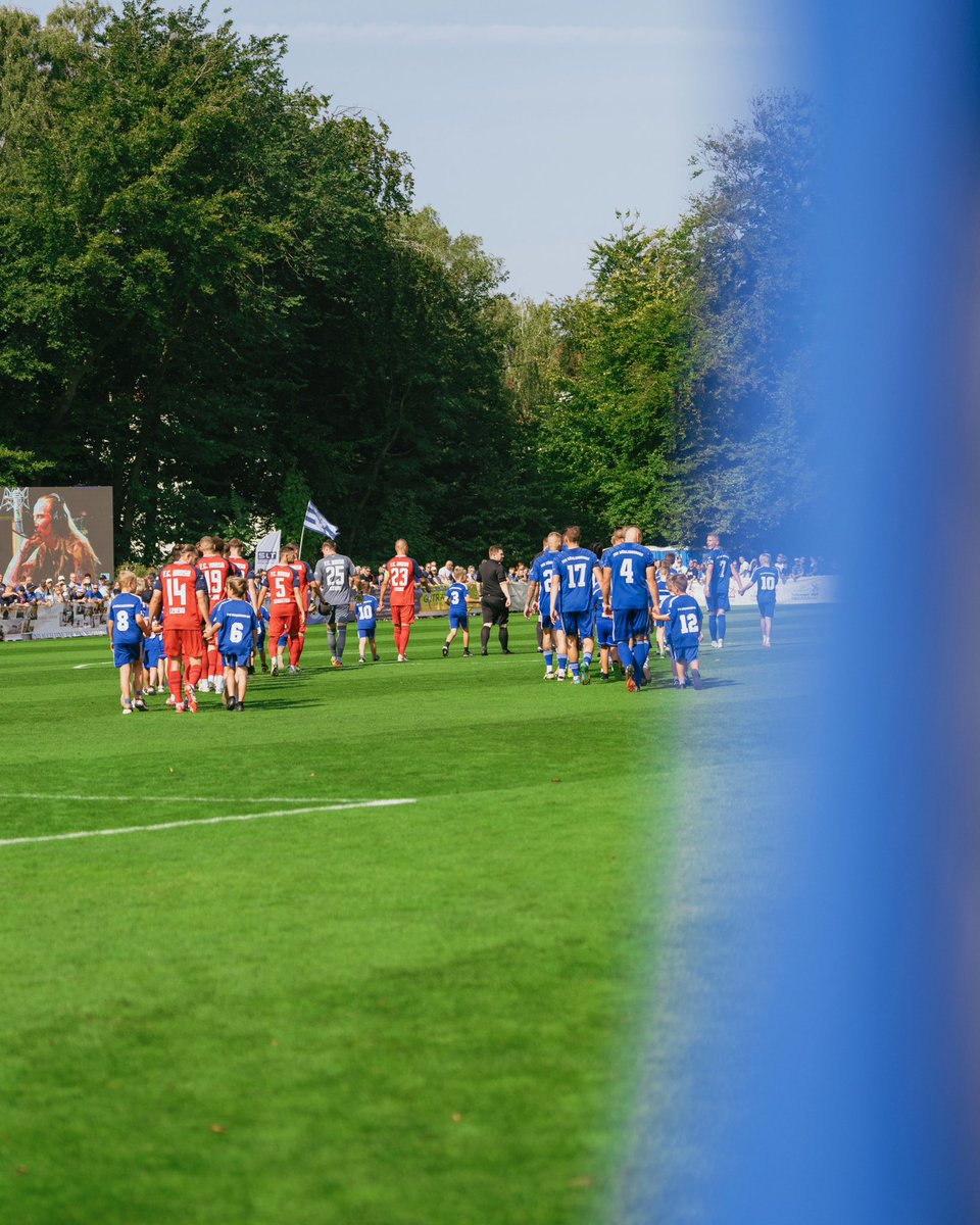 ℹ️Für das Landespokalspiel bei der SpVgg Torgelow-Ueckermünde wird die Tageskasse im Gästeblock geöffnet sein❗️
Dort werden noch 700 Karten in den stationären Verkauf gegeben!🙏

#wirsindhansa | #fch