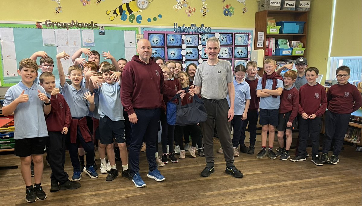 CPSBALLYMONEY's tweet image. Frank from Table Tennis @ttulster presenting the school with equipment. A top coach who does so much great work with the children. Thank you Frank and @ttulster