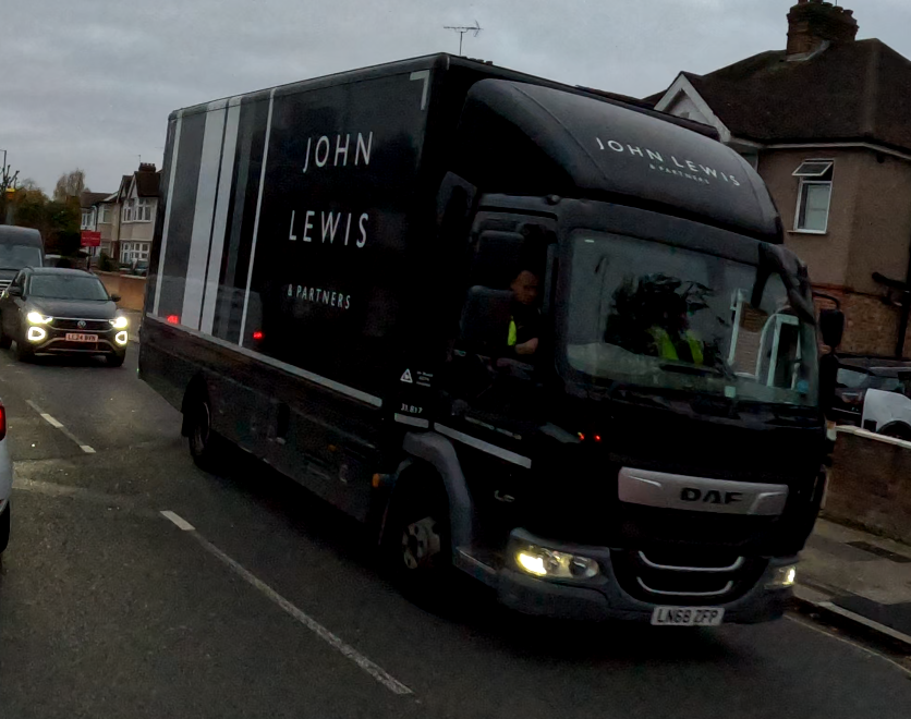MikeyCycling's tweet photo. Yesterday I came across your driver of LN68ZFP rolling along in a queue of traffic whilst holding and using a mobile phone. I could clearly see the phone and the lit up screen. This was on Old Oak Road, northbound towards the A40 in London. @JohnLewisRetail @johnlewishelp https://t.co/AYzS13oT3N