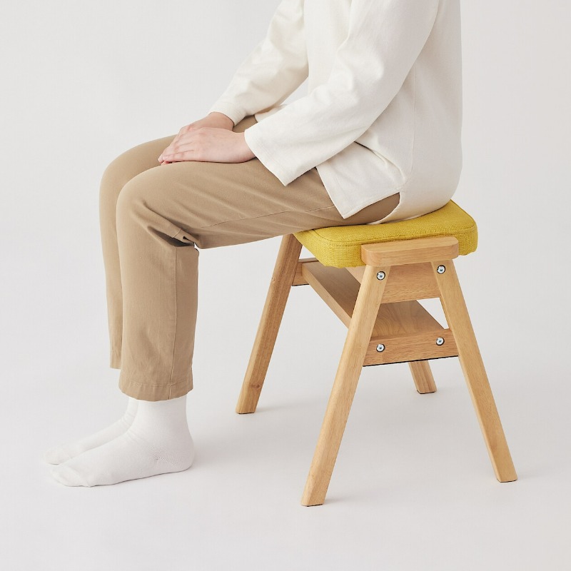 無印良品　残反を使ったスタッキングスツール　ヒッコリー