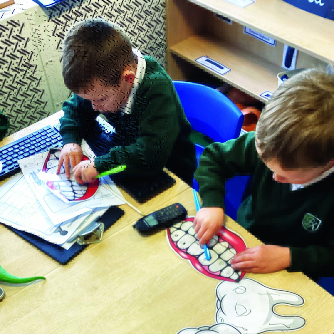 BedeSouth's tweet image. This week in reception, we continued to learn about Diwali - the festival of light! We made our own diva lamps to guide Rama and Sita home. We are also had a dentist visit and tell us all about how to keep our teeth healthy.

#ESFmat #BedeAcademy #Valued #Challenged #Inspired