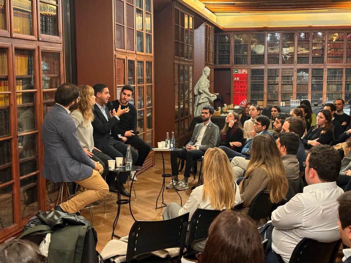 Pedro Santos e Silva (@psantosesilva) on Twitter photo Ahir vam celebrar a l’@ateneubcn una nova trobada del Grup Eulàlia sota el títol “La promoció cultural com a tret distintiu de la societat barcelonina”. Moltes gràcies <a href="/FBSabadell/">Fundación Banco Sabadell</a>, <a href="/FundacioCarulla/">Fundació Carulla</a>, <a href="/vilacasas/">Fundació Vila Casas</a> per la vostra participació! Ahir vam celebrar a l’@ateneubcn una nova trobada del Grup Eulàlia sota el títol “La promoció cultural com a tret distintiu de la societat barcelonina”. Moltes gràcies <a href="/FBSabadell/">Fundación Banco Sabadell</a>, <a href="/FundacioCarulla/">Fundació Carulla</a>, <a href="/vilacasas/">Fundació Vila Casas</a> per la vostra participació!