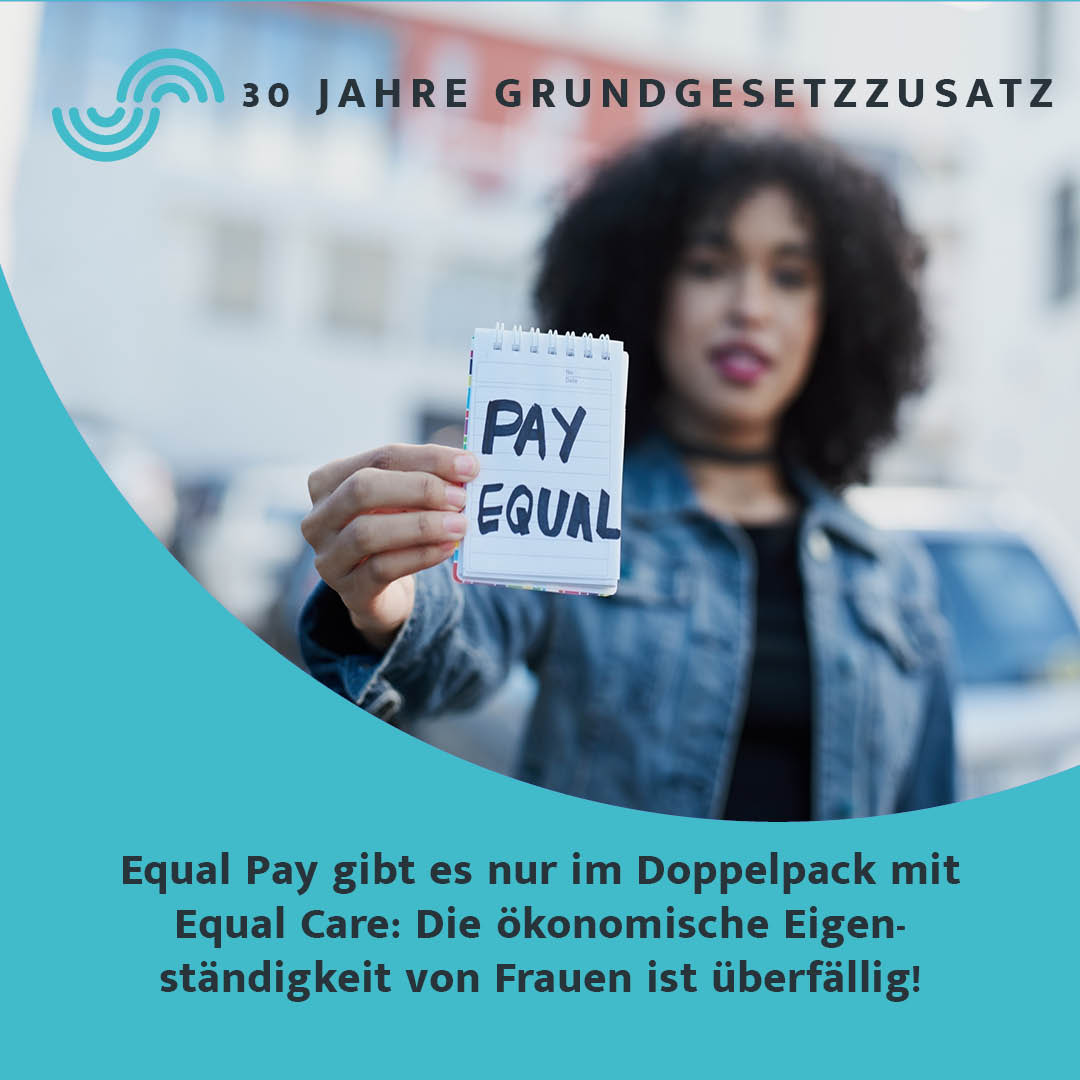 Vor 30 Jahren verpflichtete der Gesetzgeber den Staat auf den Verfassungsgrundsatz, die tatsächliche Gleichstellung von Frauen und Männern durchzusetzen. Dafür brauchen wir u.a. #SorgearbeitFairTeilen und gleichen Lohn für gleichwertige Arbeit. Mehr unter tinyurl.com/BSFT-GG