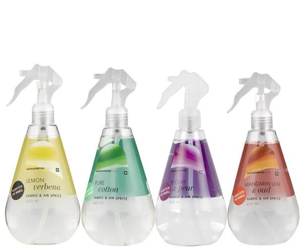 You’re not sad, you just need to change your bed linen and spray it with this ⬇️