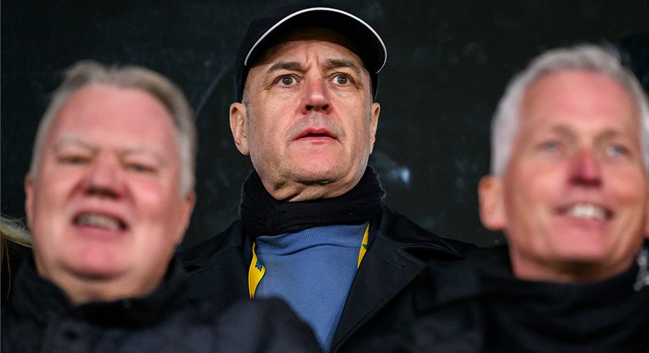Reinfeldt ställer upp för omval - vill fortsätta som SvFF-bas.

fotbollskanalen.se/sverige/reinfe…