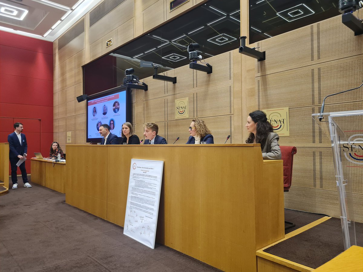 Dynamique pour les Droits des Enfants (@dynamiqueenfant) on Twitter photo Julien Landureau, Responsable Plaidoyer et Communication <a href="/DroitdEnfance/">Droit d'Enfance</a>, rappelle <a href="/Senat/">Sénat</a> la nécessité pour la France de tenir l'engagement pris d'une APD à hauteur de 0.7% du PIB pour protéger les #droitsdelenfant à l'international. #cide35 Julien Landureau, Responsable Plaidoyer et Communication <a href="/DroitdEnfance/">Droit d'Enfance</a>, rappelle <a href="/Senat/">Sénat</a> la nécessité pour la France de tenir l'engagement pris d'une APD à hauteur de 0.7% du PIB pour protéger les #droitsdelenfant à l'international. #cide35