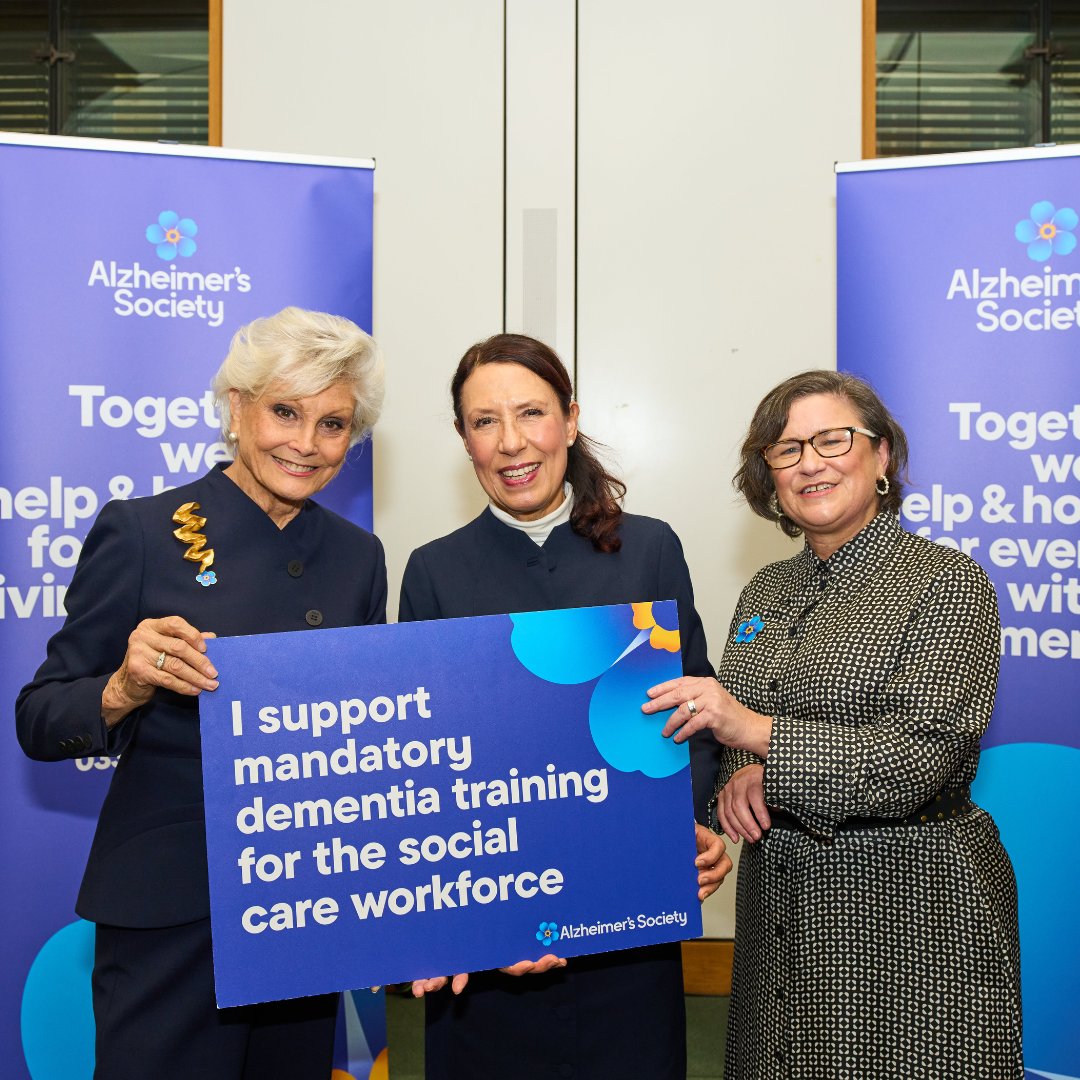 Debbie_abrahams's tweet photo. It was a pleasure to sponsor the @alzheimerssoc event in Parliament this week.
As we highlighted in the @appgdementia report #WorkforceMatters I join the Alzheimer's Society and @TheAngelaRippon in supporting making dementia training mandatory for the social care workforce in England.