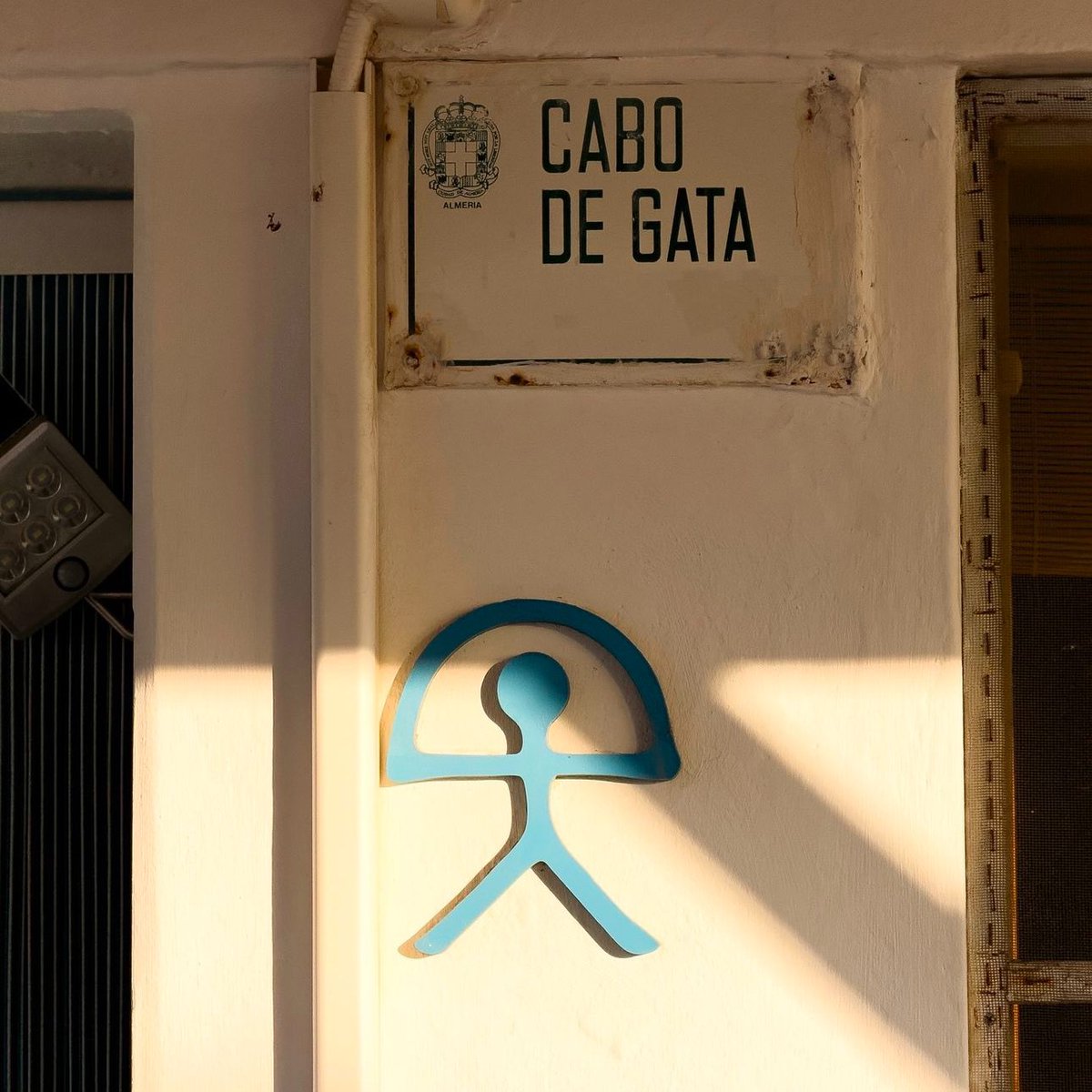 Hoy es el día de nuestra tierra, de nuestro hogar y del lugar que le da sentido a nuestra vida.

Feliz día de la provincia de Almería. 
❤️🤍❤️