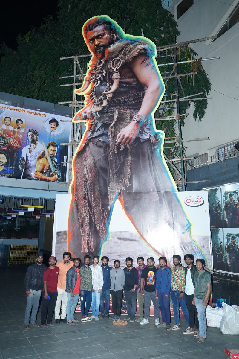 SSFC_Online's tweet photo. Karnataka SFC and our @SSFC_Online members for the #Kanguva grand biggest celebration in #Anjaantheatre magadi road bangalore🎬❤️🔥 

Thank you so much @kirankkumar1991 &amp; @Im_charanK and team🙏❤️

@Suriya_offl @directorsiva 

#Suriya #Karthi #BobbyDeol #KanguvaBlockbuster https://t.co/fyFee94Jml