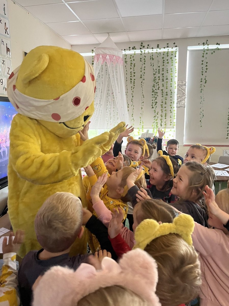 GCPSReception's tweet image. Reception had a special visitor today!! @GreenfieldsCPS