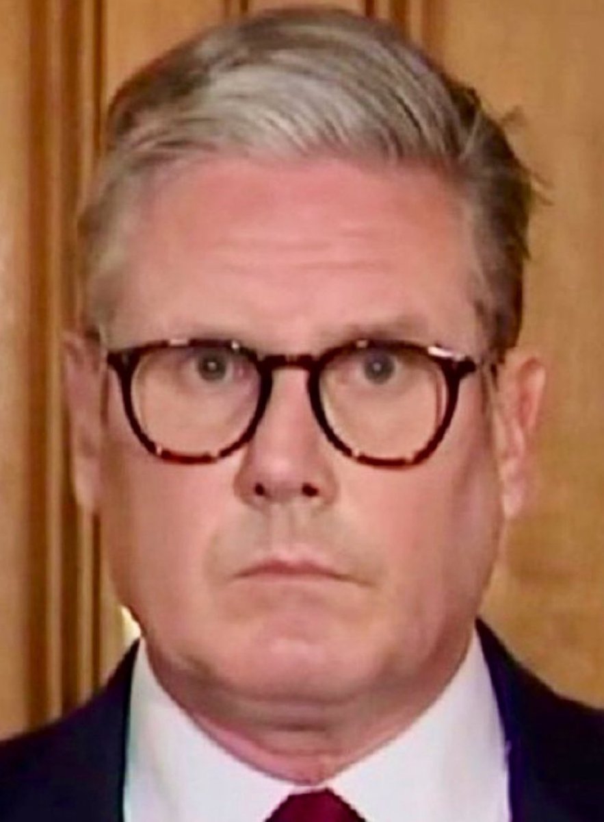 bigfatsquirrel9's tweet photo. Is this man destroying our country?
I think so. https://t.co/phsOhKDQPm