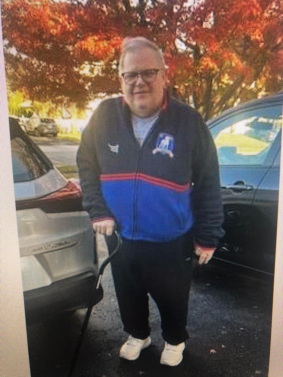 John Langenstein (<a href="/RealLangenstein/">That Guy</a>) was always nice to me and a joy to run into years ago when he was head of security for Phish. He's gone through some serious health issues and needs our help. Please RT and donate if you can. Thank you! 🙏 

sweetrelief.org/johnlangenstei…