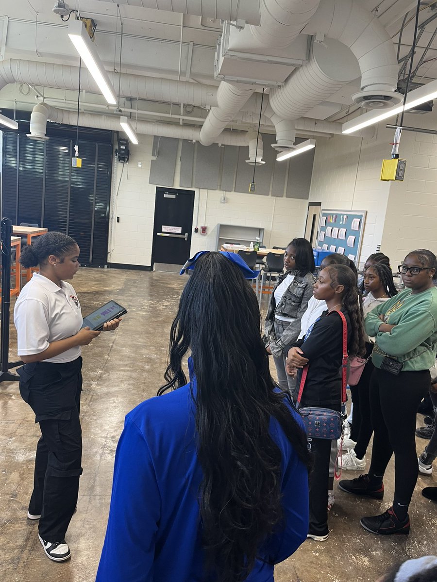 Alisa Forts-James (@forts_a) on Twitter photo PCI hosting <a href="/SandtownMS/">Sandtown Middle School</a>! Students learn about Supply Chain and Logistics and Media Design and imagine the possibilities of an accelerated career! #OurPromiseYourFuture #ThisisPromise <a href="/ThePromise_2024/">The Promise Career Institute</a> <a href="/TarrieTraylor/">Tarrie Traylor</a> <a href="/YalandaBellEDU/">YalandaEDU</a> PCI hosting <a href="/SandtownMS/">Sandtown Middle School</a>! Students learn about Supply Chain and Logistics and Media Design and imagine the possibilities of an accelerated career! #OurPromiseYourFuture #ThisisPromise <a href="/ThePromise_2024/">The Promise Career Institute</a> <a href="/TarrieTraylor/">Tarrie Traylor</a> <a href="/YalandaBellEDU/">YalandaEDU</a>