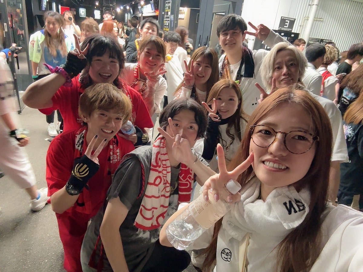 daichin1221's tweet photo. マイホーム🏠
東北のLIVEはセトリ、雰囲気、人全部最高で一番楽しい。
みんな大人になって参戦回数減ったりして、会うのがほんと久しぶりってのが多いけど久しぶりに会っても落ち着く感じいい。
今回も来れなくて最近会えてない人達にも会いたいもんだ💭💭

また夫婦で参戦出来たのも良かったな🐵🐷 https://t.co/WWnNdKMICE