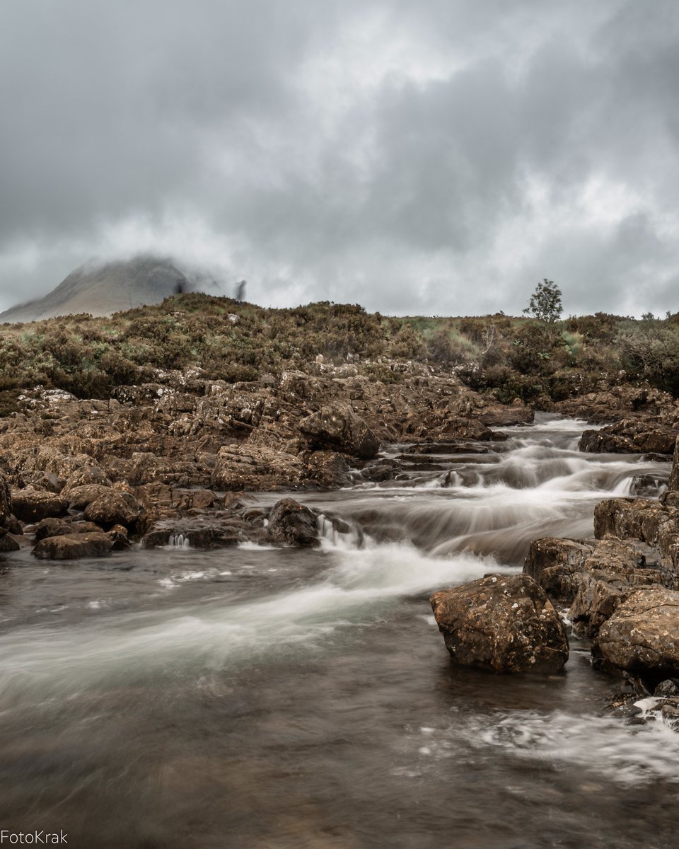 KrzysztofNiew13's tweet photo. #scotland #travelblogger #scotlandexplore #Glencoe #scotlandlover #travelphotography #scotlandlife #scotlandshots #riveretivewaterfalls #glenetivescotland https://t.co/iU3lm3Vsa9