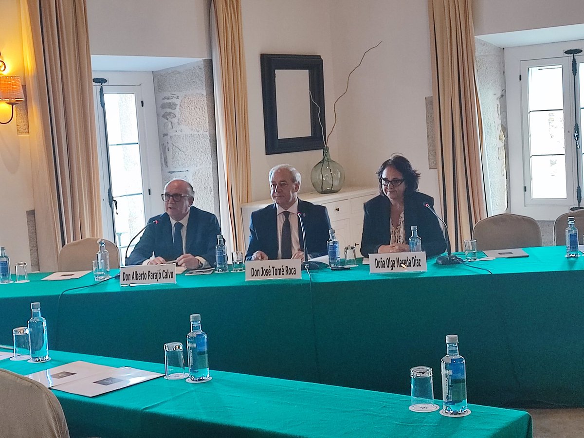 Grupo Gallego Coloproctología (@ggcoloprocto) on Twitter photo Empezamos la nueva reunión de consenso de <a href="/GGColoprocto/">Grupo Gallego Coloproctología</a>, en esta ocasión sobre el tratamiento del Cáncer de Colon.
<a href="/AECP_FAECP/">AECP</a>
<a href="/coloproctoaec/">Coloproctología-AEC</a>
<a href="/MonforteLemos/">Concello de Monforte</a> Empezamos la nueva reunión de consenso de <a href="/GGColoprocto/">Grupo Gallego Coloproctología</a>, en esta ocasión sobre el tratamiento del Cáncer de Colon.
<a href="/AECP_FAECP/">AECP</a>
<a href="/coloproctoaec/">Coloproctología-AEC</a>
<a href="/MonforteLemos/">Concello de Monforte</a>