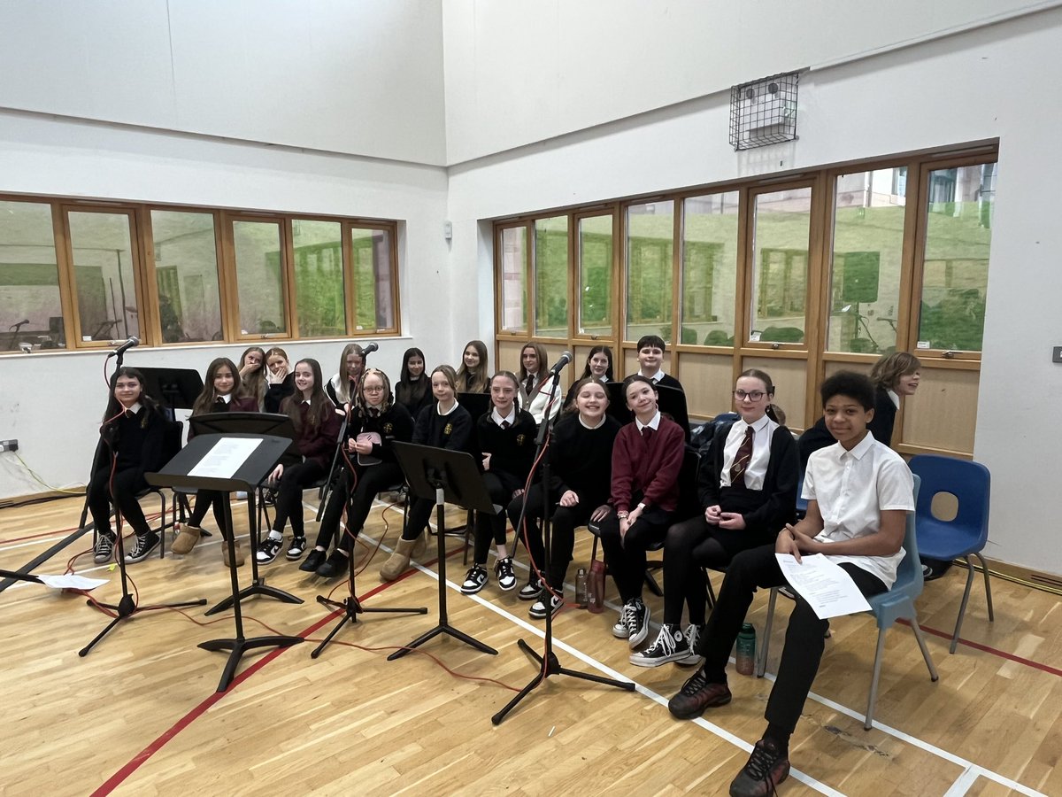 stm_ExpressArts's tweet photo. Very proud of our choir who sang beautifully for both our St Margaret’s Feast Day Mass and also the West Lothian Community Education Mass. well done to everyone involved! https://t.co/LzJZCCOtMX