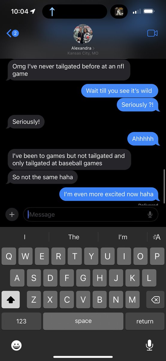savyfinatic's tweet photo. YALL! I just found out my girlfriend who is coming with me on Sunday has NEVER tailgated an NFL game 🤯 Now I HAVE to make sure she has the best experience! I have been many times and usually hang out in east orange 12, but never bring drinks. We’re walking from the Stadium Hotel..Will someone let me use their cooler, so we don’t have to keep going to the vendors up by the stadium? Or like I can Venmo someone to pick up some Nooners? Idk lemme know what the best approach is 😂 @dolphreaky @bow2thephin @swfldolfanclub @ian693 @Dolphin_Nation @clay8269 @finatic1972 #MiamiDolphins #GoFins @305sportsbabe