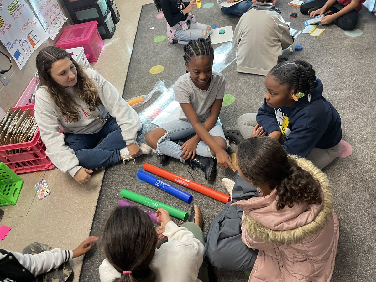 MabletonES's tweet photo. Love hearing and seeing music and math integration in 3rd grade! Using Boomwhackers to learn & practice place value! @ArtsNOW1 #UltimateLearningExperience https://t.co/lsSrI7QLIb