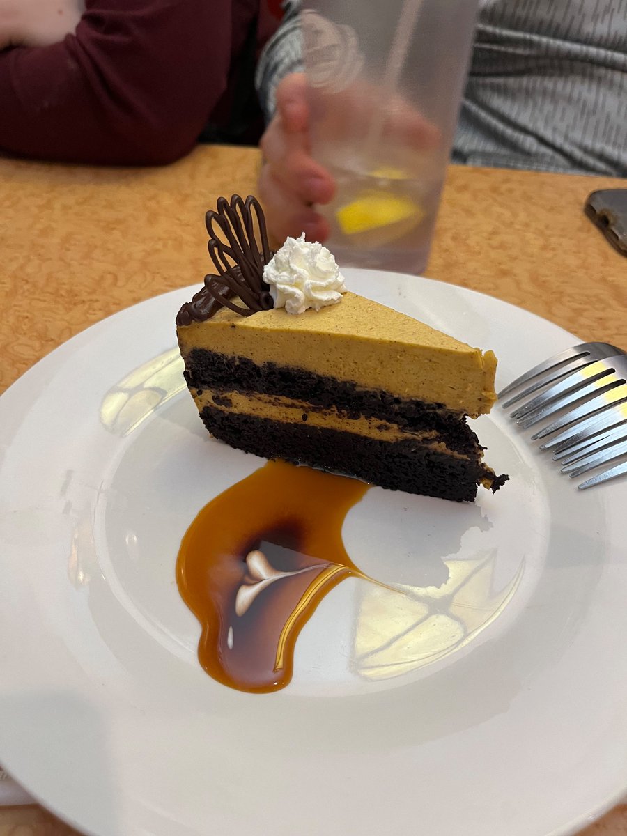 RHenry 🇺🇸 tweet media