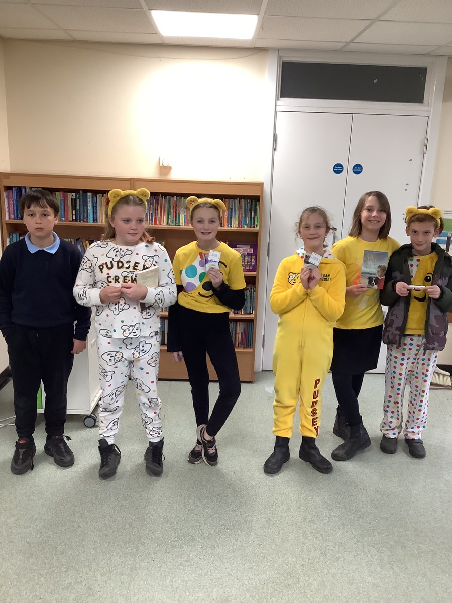 Y5AngramBank's tweet photo. Well done to our @Y5AngramBank and
@Y6AngramBank celebration assembly winners this week! https://t.co/kAbaDRvzu1
