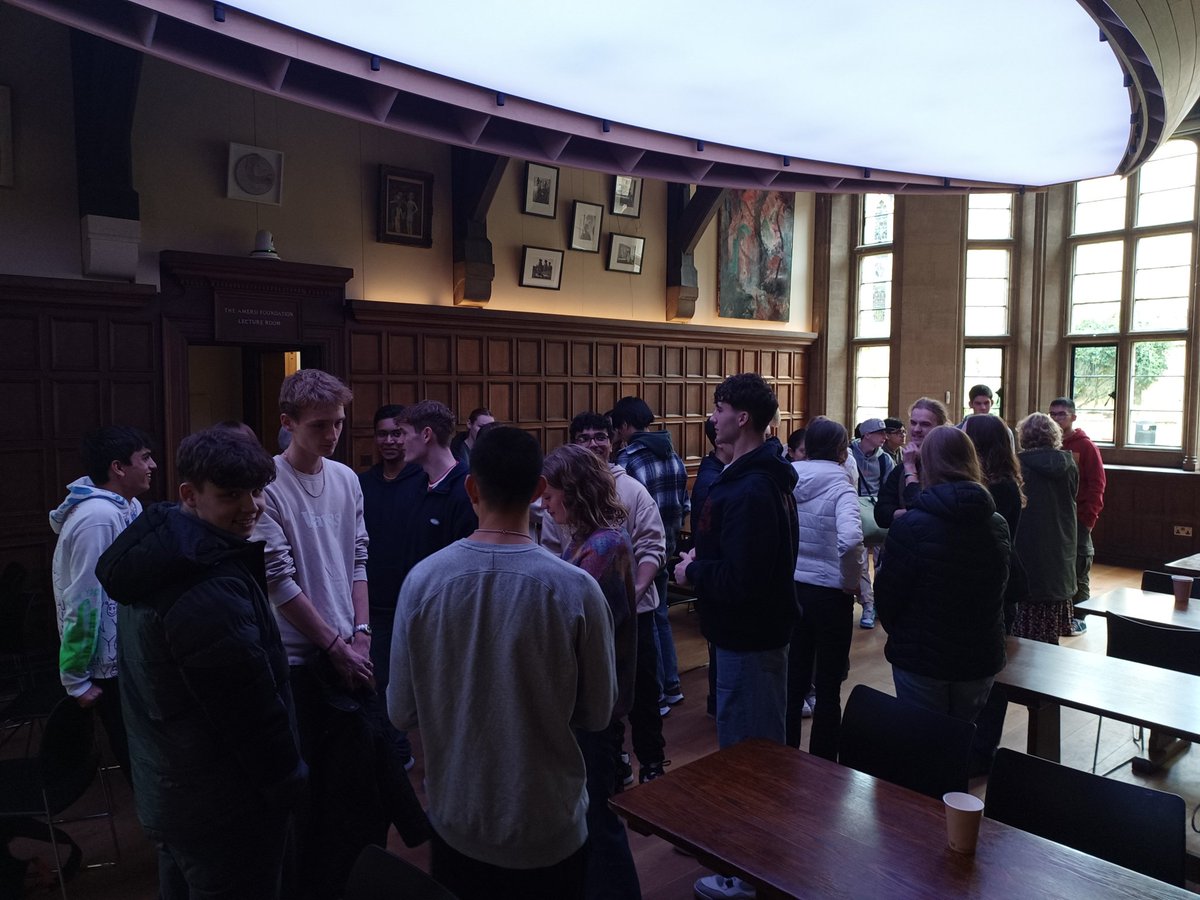 Brasenose News (@brasenosenews) on Twitter photo Thanks for visiting <a href="/EdgbarrowSchool/">Edgbarrow School</a> ! It was really great to meet you all. Thanks to <a href="/PembrokeOxford/">Pembroke College</a> and <a href="/wadhamoxford/">Wadham College</a> for letting us have a look round Thanks for visiting <a href="/EdgbarrowSchool/">Edgbarrow School</a> ! It was really great to meet you all. Thanks to <a href="/PembrokeOxford/">Pembroke College</a> and <a href="/wadhamoxford/">Wadham College</a> for letting us have a look round