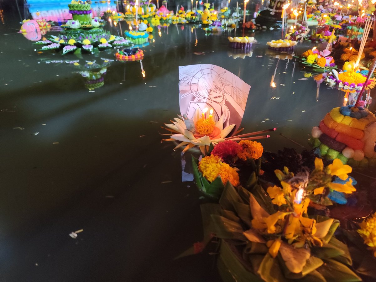 #Mashle_Loykratong ฉันว่าฉันเห็นอะไรแปลกๆ คุ้นๆ