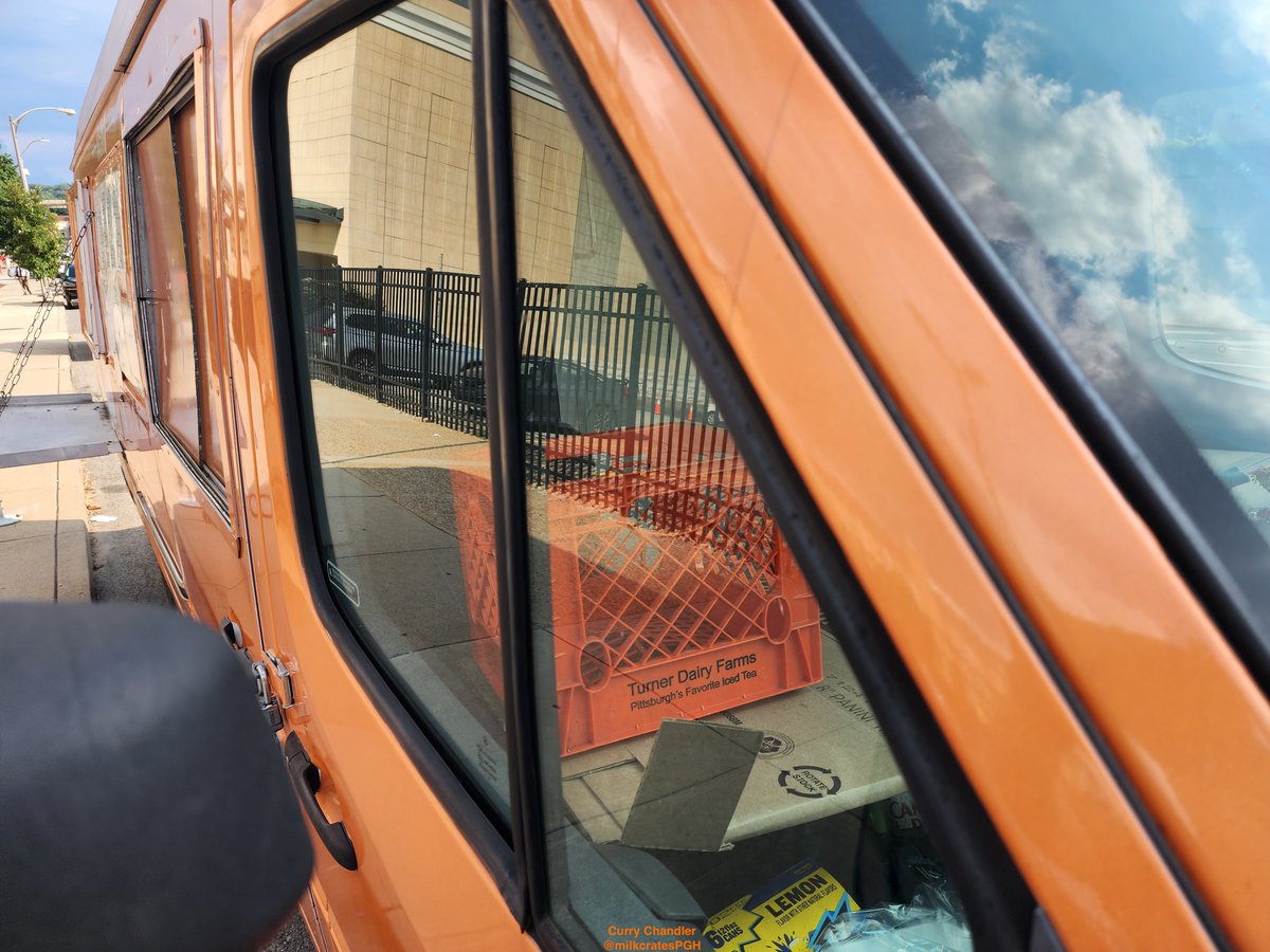 MilkcratesPgh's tweet image. #pittsburgh #milkcrates #photography #streetphotography #cityscapes #turnerdairy #pennsylvania #urbanphotography #cities