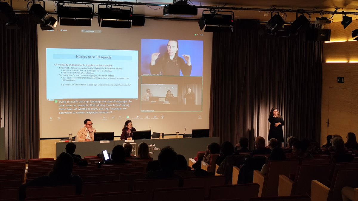 LSC_Actua's tweet photo. 🔖Conferència de la professora Gladys Tang sobre la plataforma #SIGNHUB com a eina de transferència de coneixement i impacte social de la recerca
⏲️16:15h 🏨Campus Poblenou | @TraduccioUPF
4/ https://t.co/EPlMhBXChG