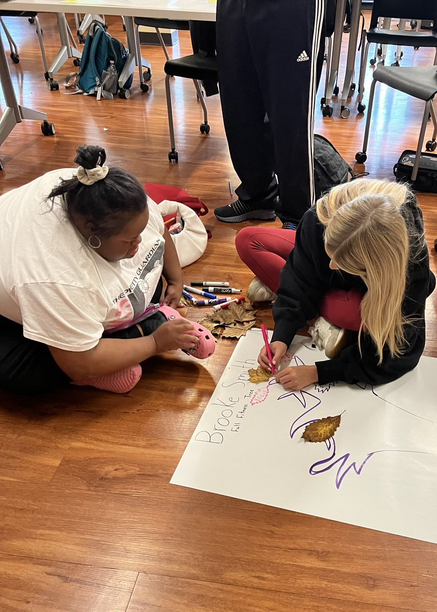 Ellen Hughes tweet media