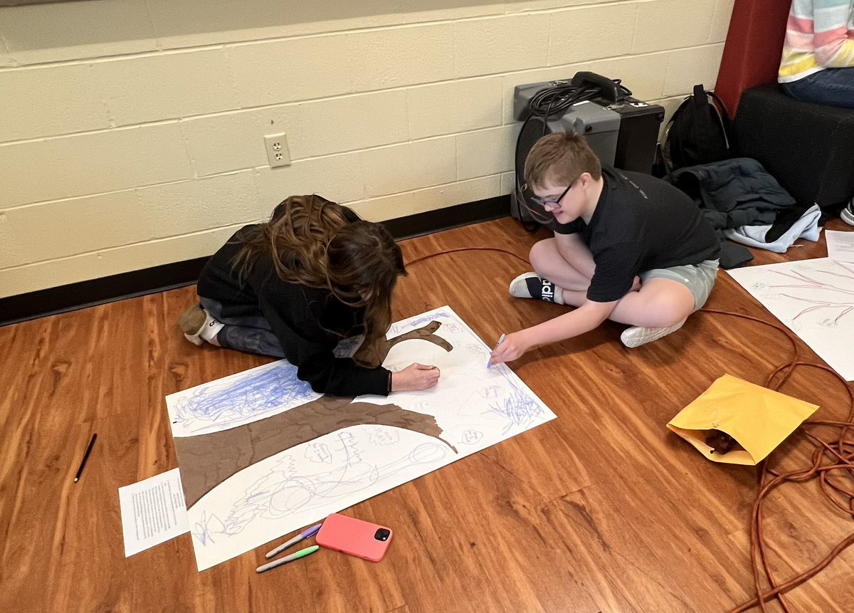 Ellen Hughes tweet media