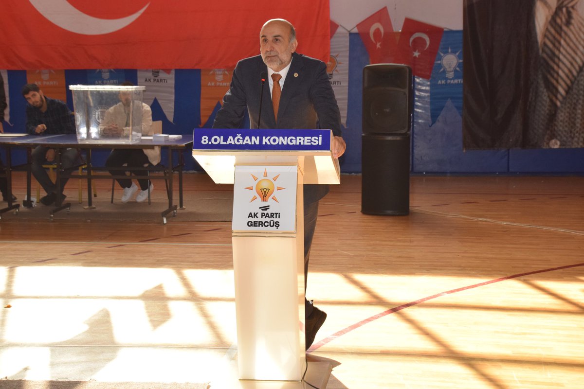 Ziverozdemir's tweet photo. 📍#BATMAN/#GERCÜŞ 

Ak Parti Gercüş 8. Olağan Kongremizi Gercüşlü hemşerilerimiz ve teşkilat mensuplarımızın yoğun katılımı ile gerçekleştirdik.

İlçe Başkanlığı görevine devam edecek olan İbrahim Torlak ve yönetim kurulunu tebrik eder, çalışmalarında başarılar dilerim.@Akparti https://t.co/mUW1TJ8A3P