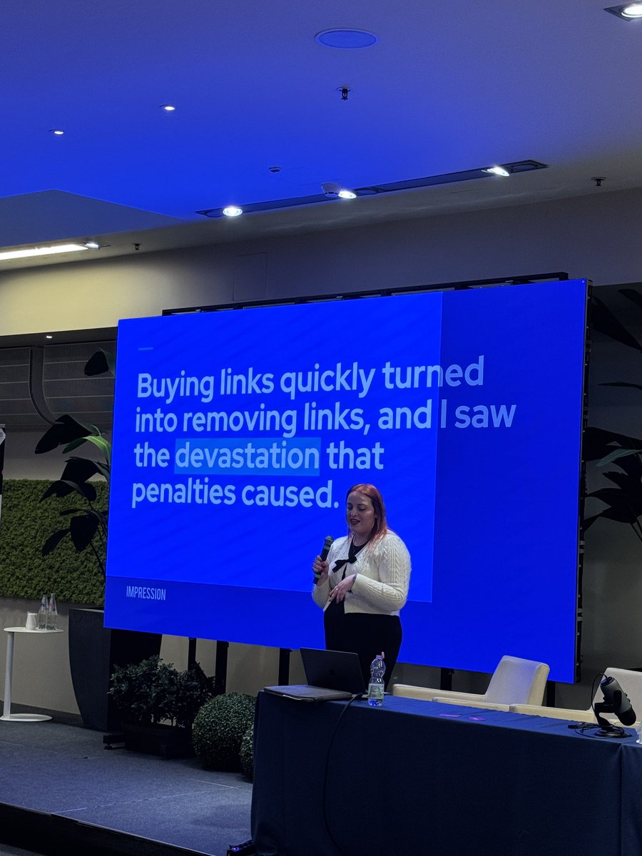 <a href="/LaurenHenPR/">Lauren Henley</a> in action at the <a href="/MBizSummit/">MBSummit</a> 

#seo #digitalmarketing