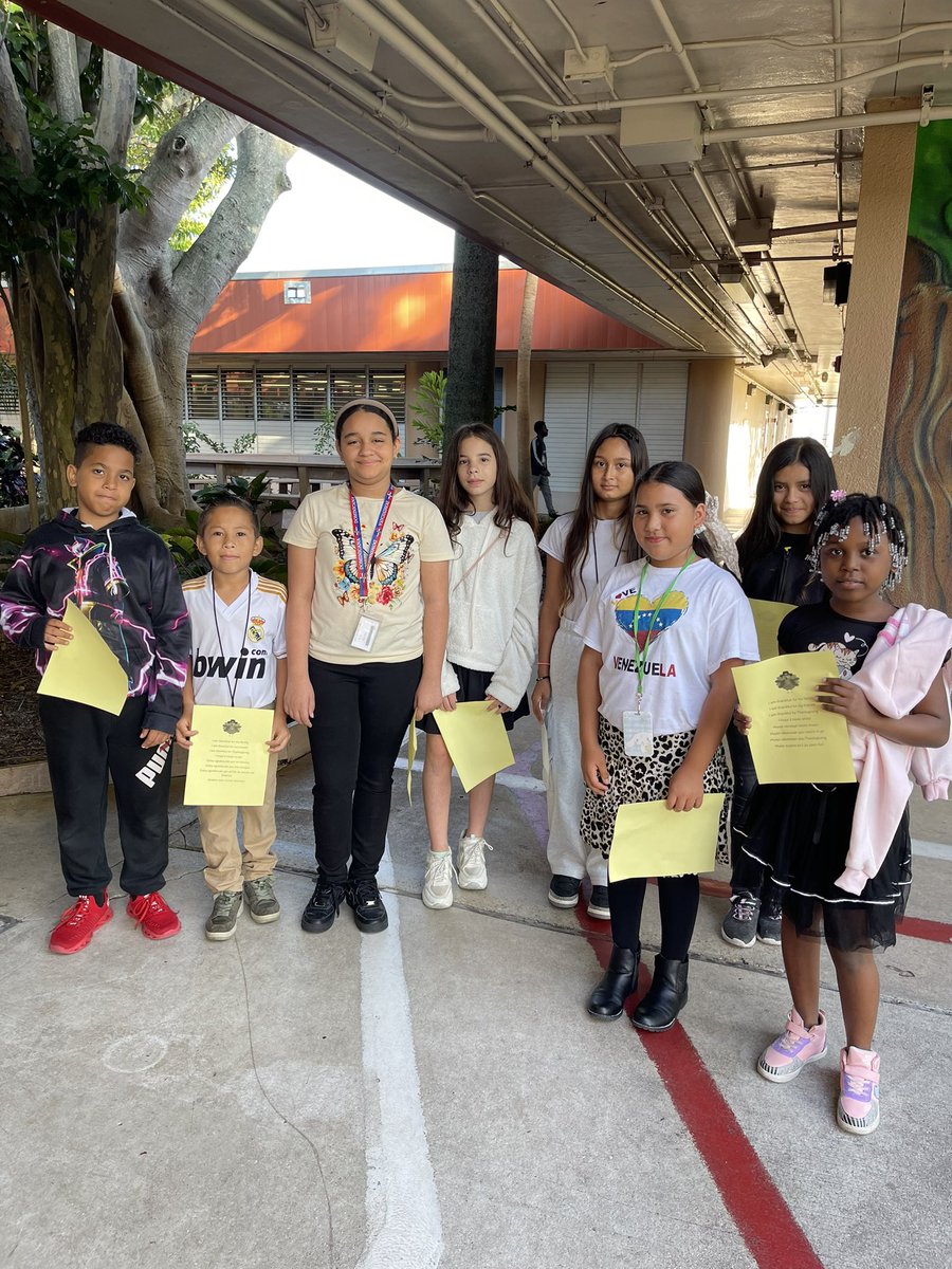 JB_Elite16's tweet photo. “Cafecito con ESOL”
ESOL/Bilingual Department sharing available resources for the Stephen Foster community. Thank you! @BrowardESOL @browardschools @BCPSCentral @sfoster_es https://t.co/ftE4SthfK5