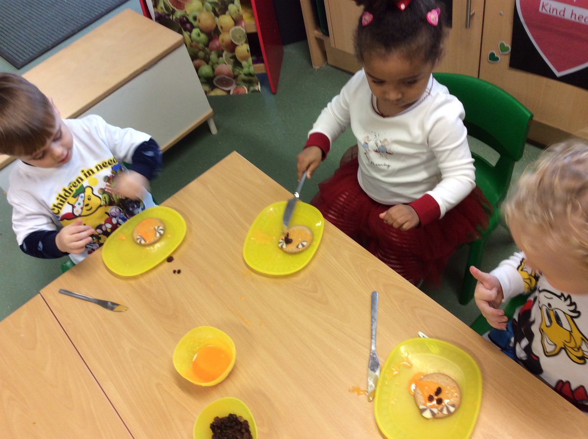 OverfieldsPri's tweet image. Nursery dressed in their pyjamas and Pudsy T-shirts for Children In Need.  We enjoyed making a bear biscuit, collaging a Pudsey bear and cutting out play dough bears. Thank you for your kind donations.