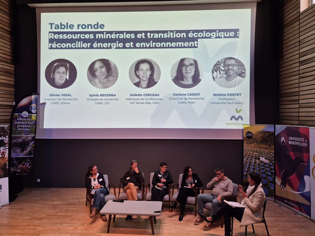 RadioAviva34's tweet photo. Table Ronde : "Ressources minérales et transition écologique"
Discutions sur la planète habitable et les ressources minérales critiques

👉Retrouvez prochainement sur notre antenne l'interview de Benoît Ildefonse, chercheur au CNRS et Directeur de Geosciences

#OREME #ressources https://t.co/aq6kSK8zS7