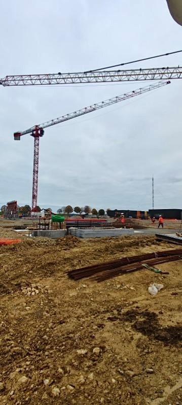 ⚒️1ère pierre pour le futur centre de tri porté par NORMANTRI à Colombelles.
27,5 M€ de prêts : un projet fièrement accompagné par la <a href="/BanqueDesTerr/">Banque des Territoires</a> qui fait de la gestion des déchets l'une de ses priorités dans son plan stratégie 2024-2028.
<a href="/oliviersichel/">Olivier Sichel</a>