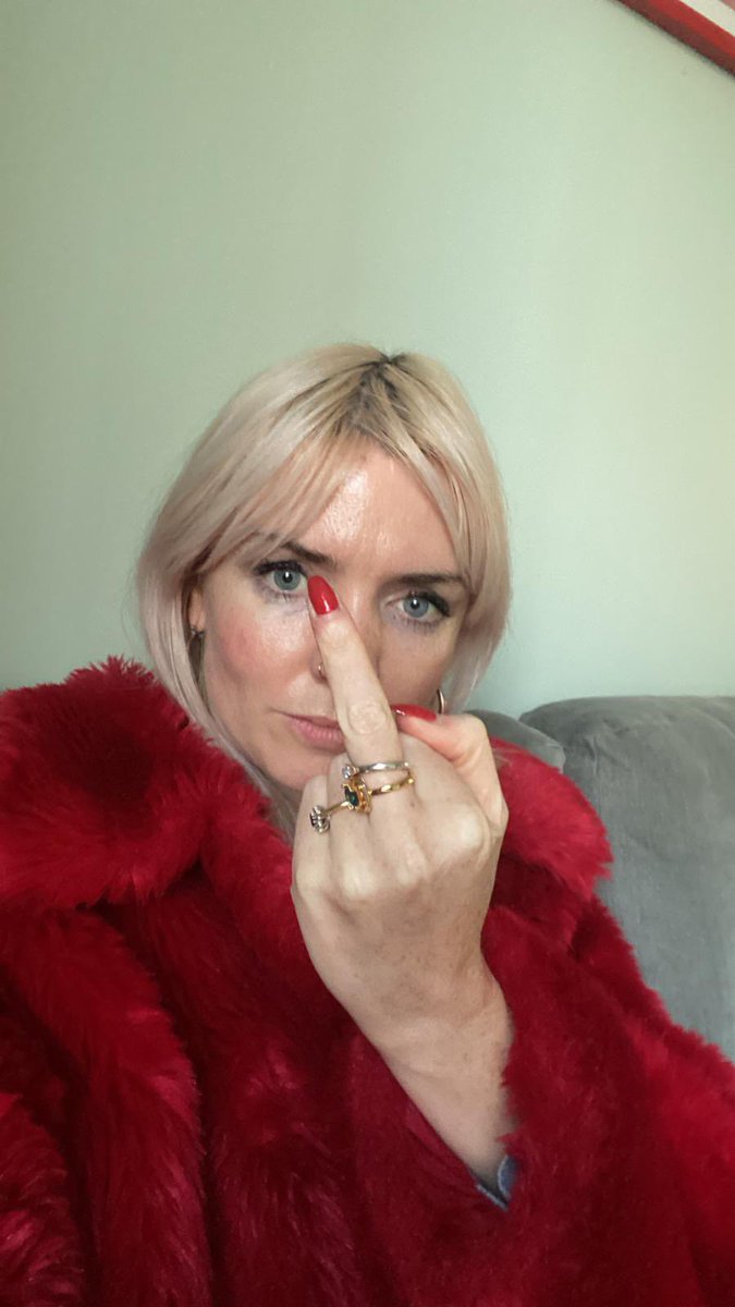 HamletComedy's tweet image. ❌Mothballing this due to…well you know.

🔗Links to other follow options in our bio

📨Comics and audience, DMs remain open on all our socials. #dhfc