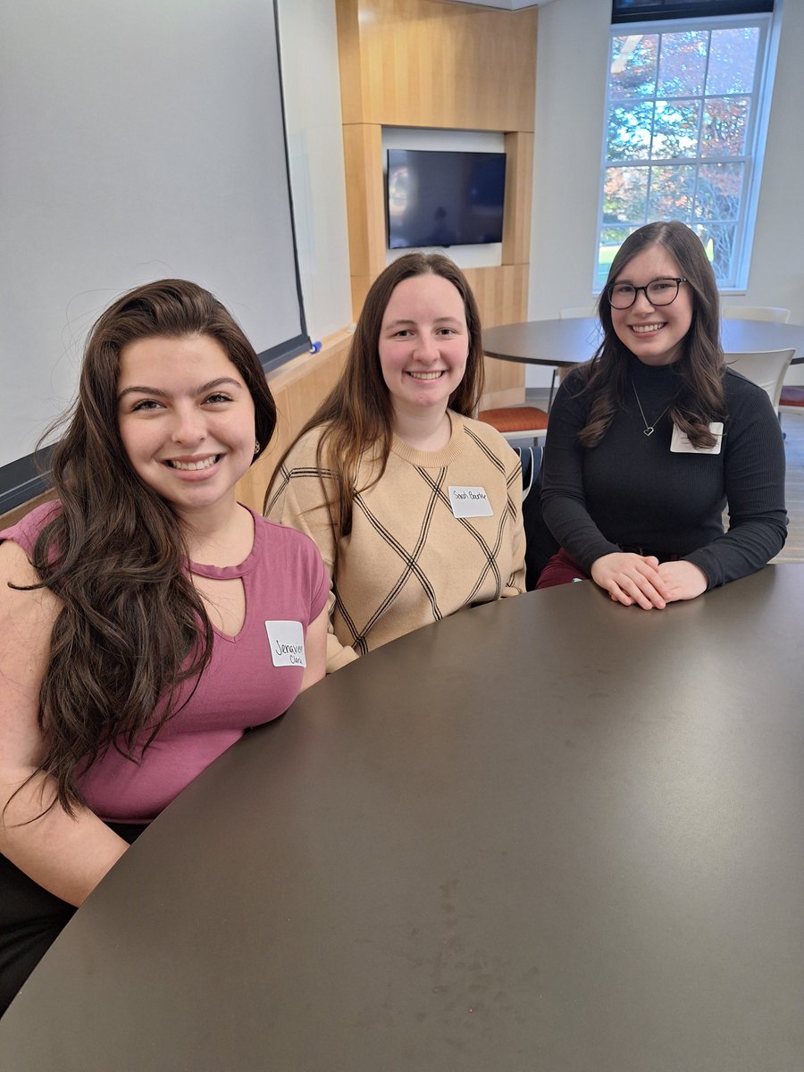 Caster Communications (@castercomm) on Twitter photo In celebration of #CommsWeek, @Lexie_Gardiner returned to her alma mater to participate in the <a href="/HarringtonURI/">URI Harrington School</a> Speed Mentoring Event. Lexie had a great time connecting with current #publicrelations students, offering wisdom and sharing perspectives from her five years at Caster. In celebration of #CommsWeek, @Lexie_Gardiner returned to her alma mater to participate in the <a href="/HarringtonURI/">URI Harrington School</a> Speed Mentoring Event. Lexie had a great time connecting with current #publicrelations students, offering wisdom and sharing perspectives from her five years at Caster.
