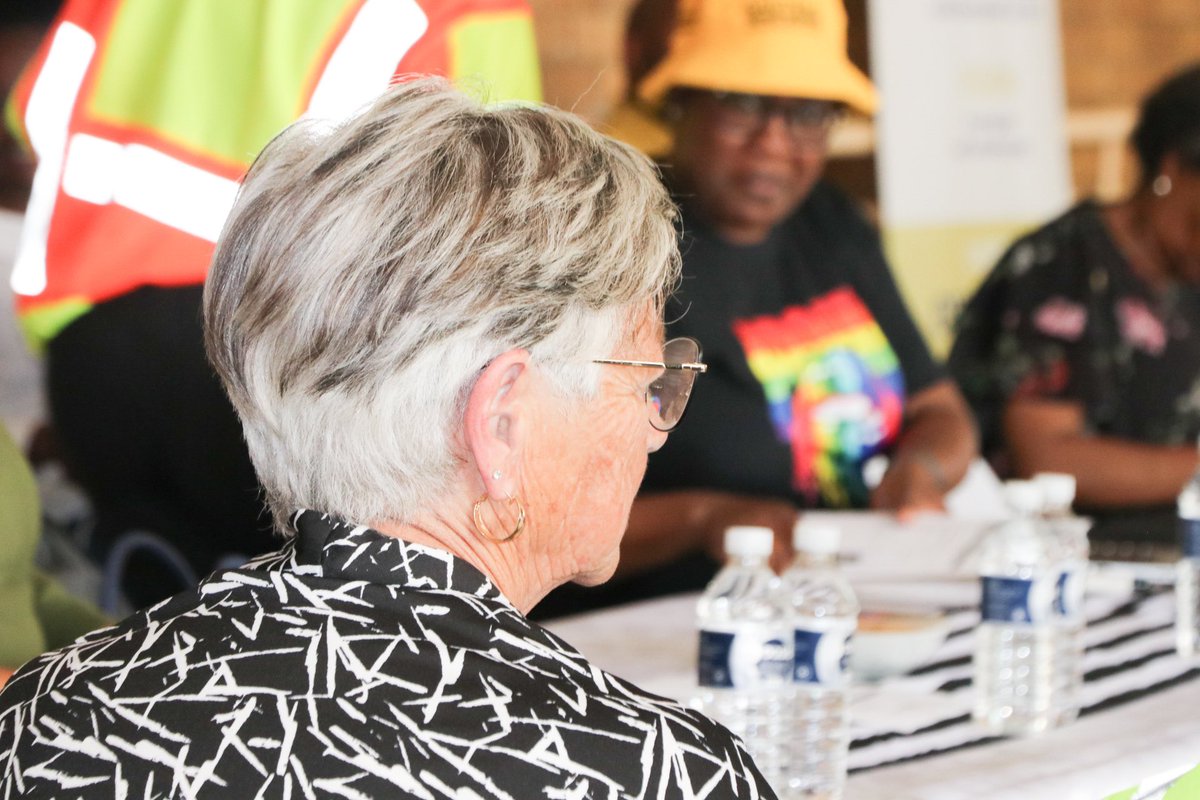 gpgSocDev's tweet photo. @FaithMazibukoSA proceeds to host an Inter-Governmental Relations (IGR) with Members of the Mayoral Committee within the functional area of Social Development at #Riverlea.
#InterGovernmentalRelations #IGR #GrowingGautengTogether https://t.co/9d4r1hYlFY